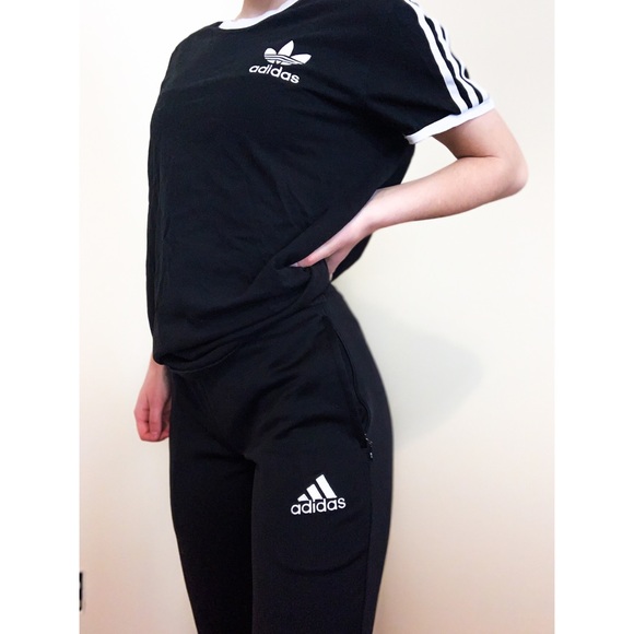 adidas Sweaters - Adidas two piece set!